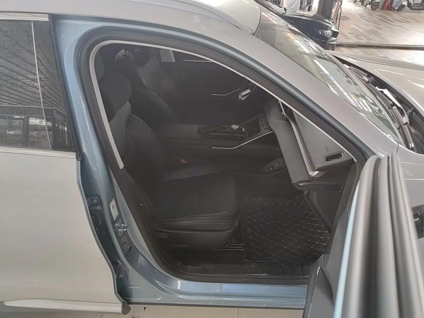Haval H6 New Energy 2023 DHT-PHEV 110KM Enjoyment Edition — миниатюра 23