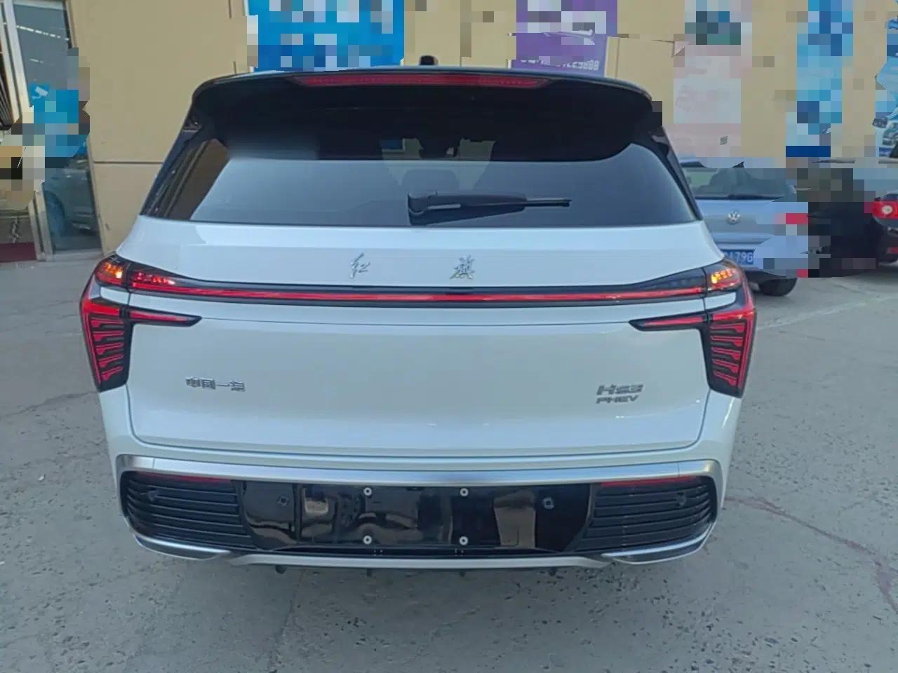 Hongqi HS3 PHEV 2024 PHEV 115km Jingwei Edition — миниатюра 3