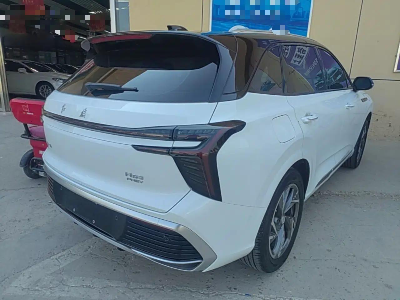 Hongqi HS3 PHEV 2024 PHEV 115km Jingwei Edition — миниатюра 4