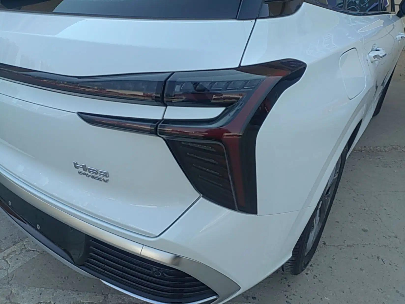 Hongqi HS3 PHEV 2024 PHEV 115km Jingwei Edition — миниатюра 8