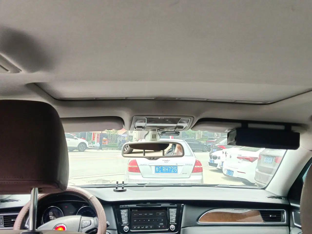 Hongqi H7 2015 2.0T Luxury Model — миниатюра 19