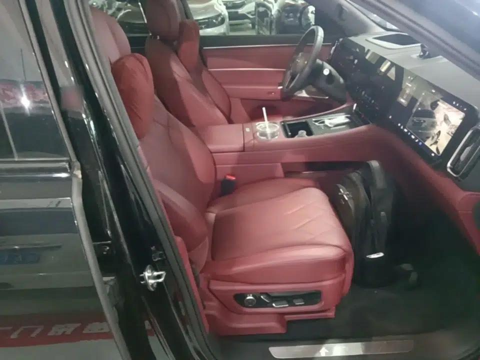 Hima AITO M8 2025 Extended-Range Ultra Version 53.4 kWh 5-Seater Edition — миниатюра 23