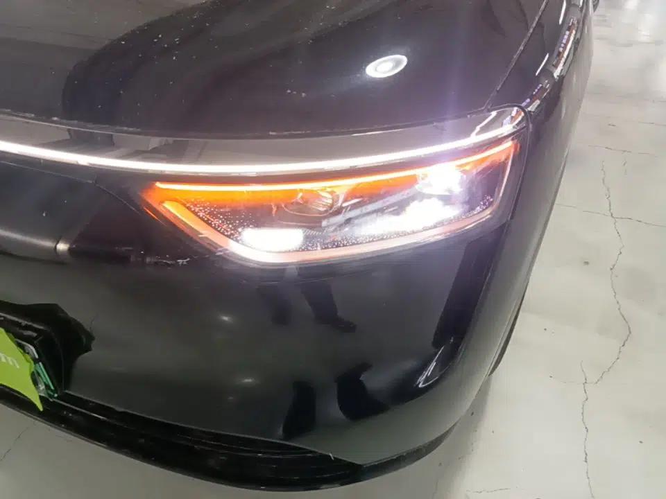 Hima AITO M8 2025 Extended-Range Ultra Version 53.4 kWh 5-Seater Edition — миниатюра 5