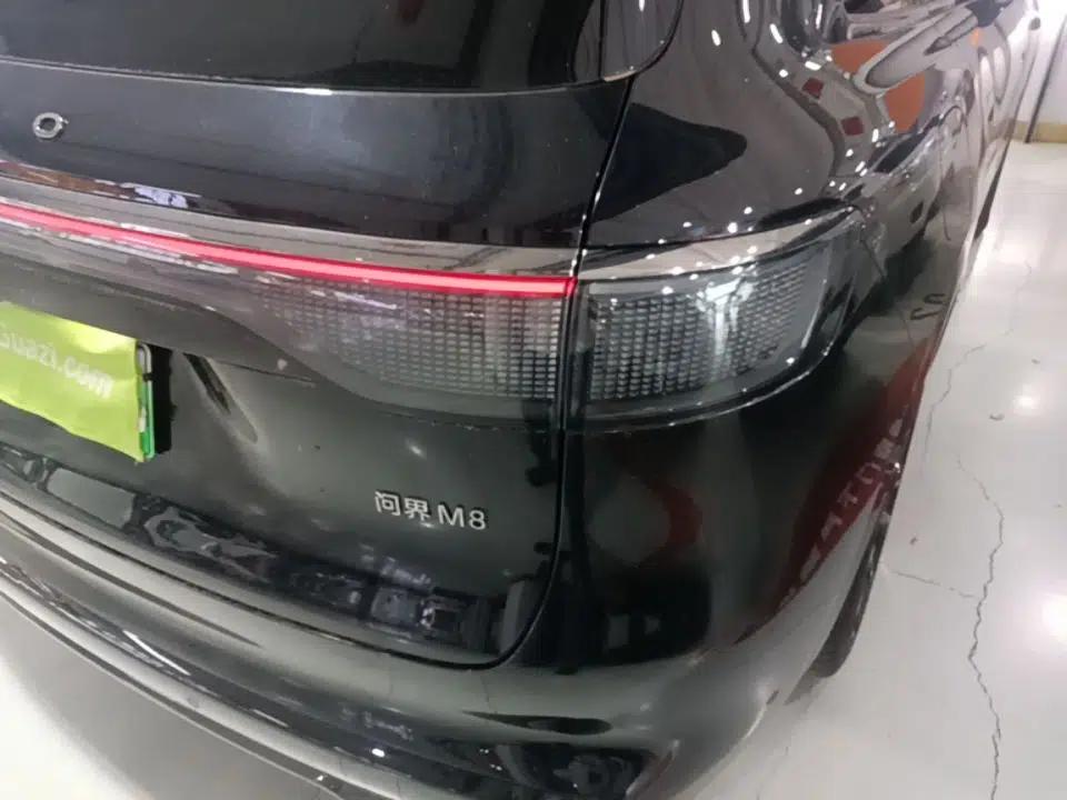 Hima AITO M8 2025 Extended-Range Ultra Version 53.4 kWh 5-Seater Edition — миниатюра 8