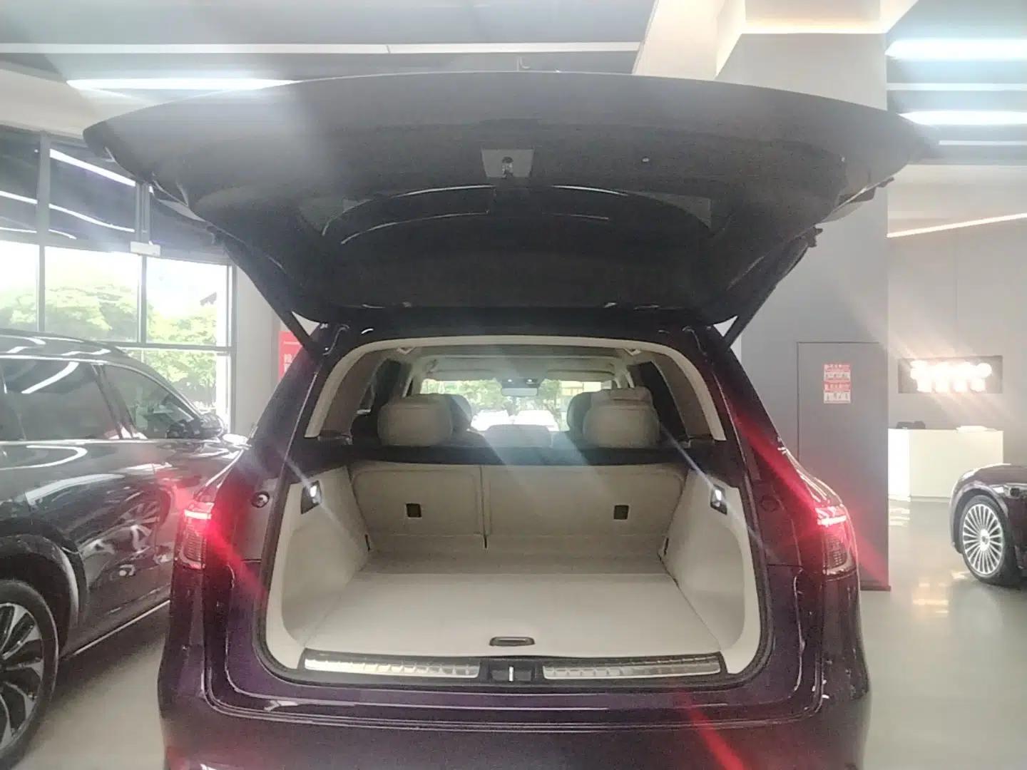 Hima AITO M8 2025 Extended-Range Max+ Version 53.4 kWh 5-Seater Edition — миниатюра 22