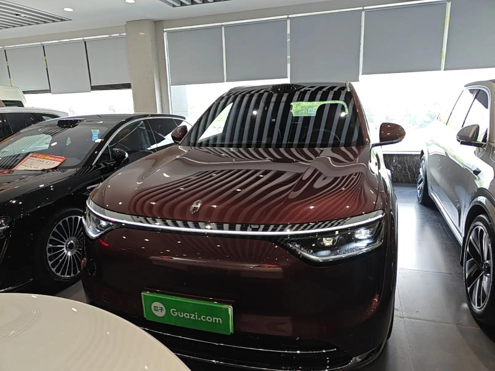 Hima AITO M8 2025 Extended-Range Ultra Version 53.4 kWh 5-Seater Edition — миниатюра 2