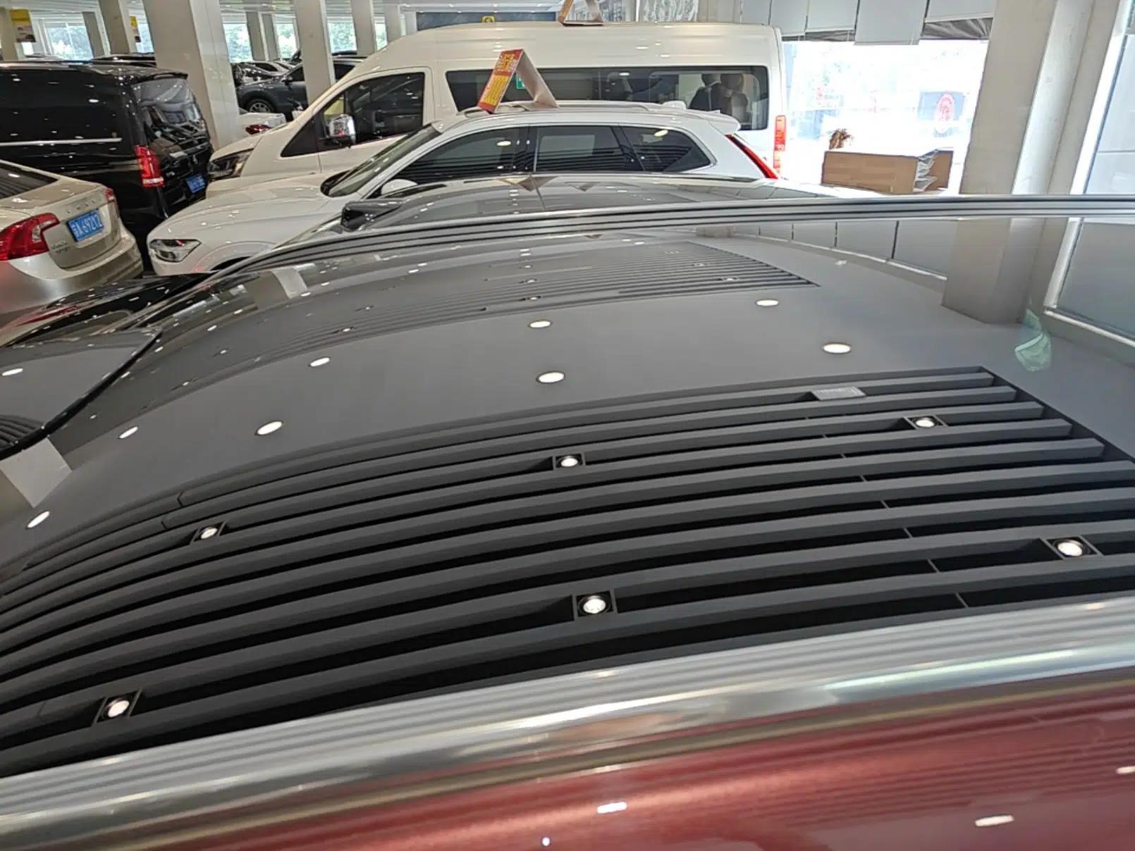 Hima AITO M8 2025 Extended-Range Ultra Version 53.4 kWh 5-Seater Edition — миниатюра 11