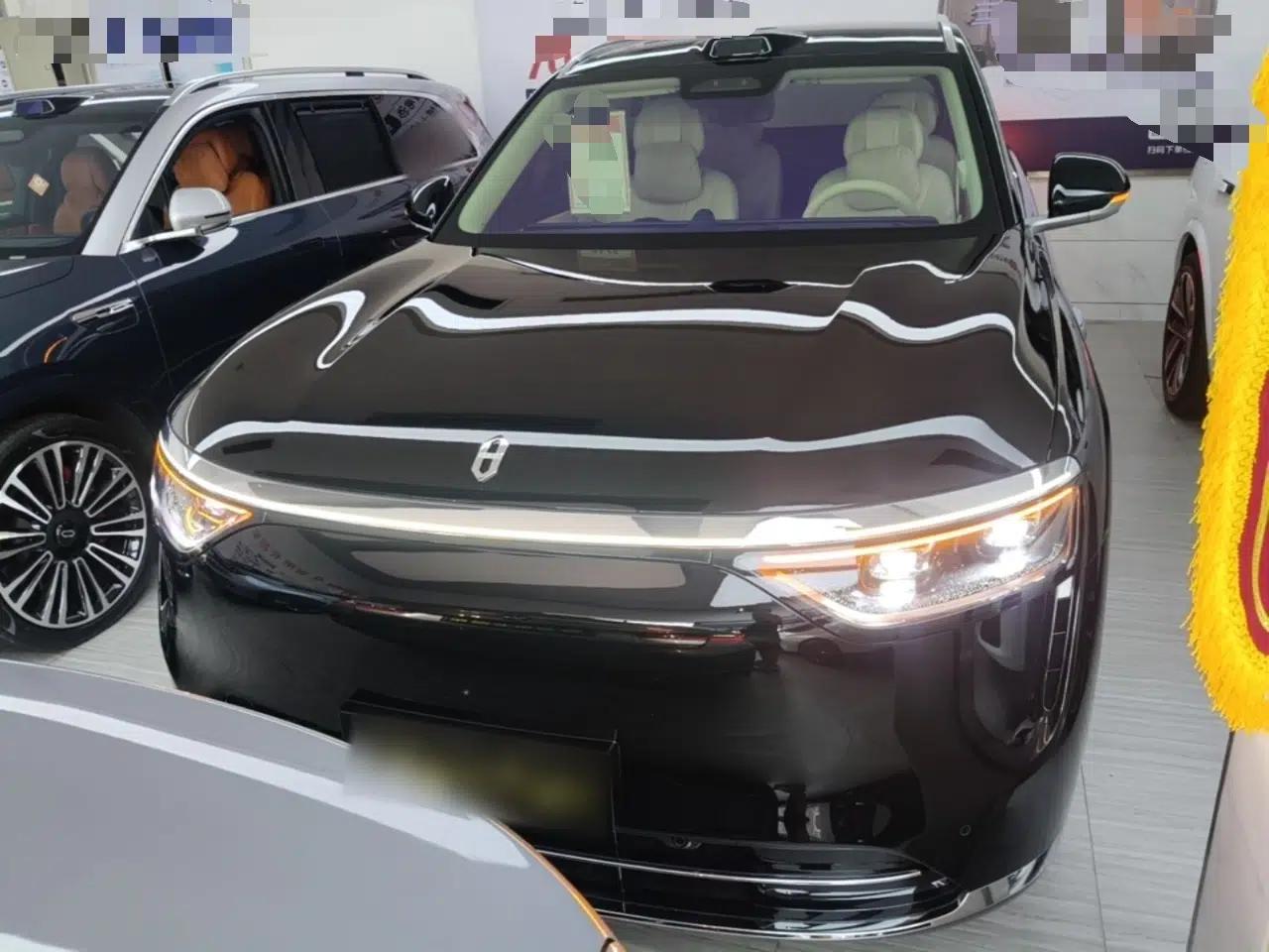 Hima AITO M8 2025 Extended-Range Max Version 37 kWh 6-Seater — миниатюра 2