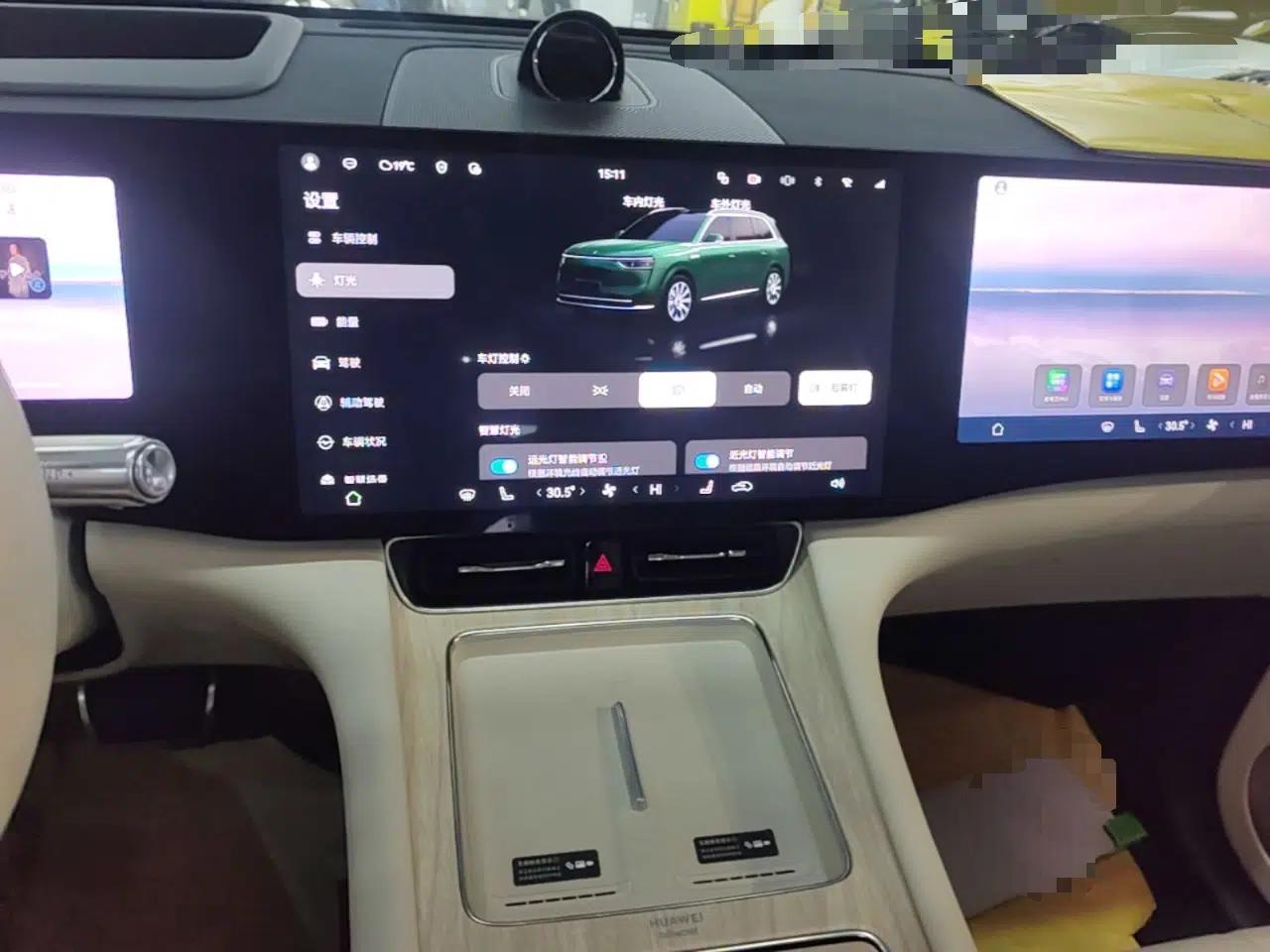 Hima AITO M8 2025 Extended-Range Max+ Version 53.4 kWh 6-Seater Edition — миниатюра 16