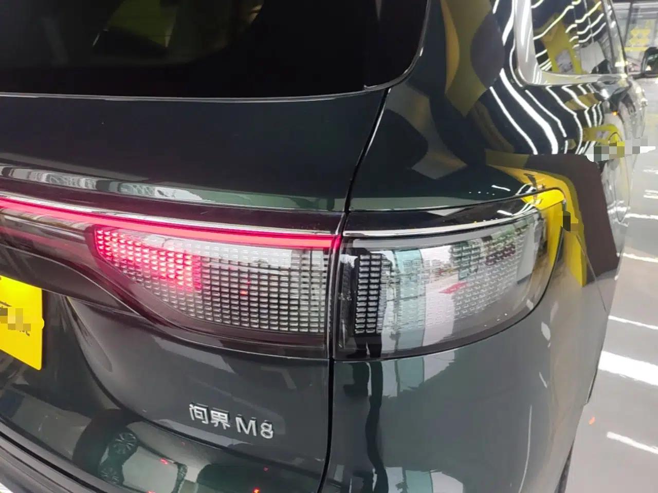 Hima AITO M8 2025 Extended-Range Max+ Version 53.4 kWh 6-Seater Edition — миниатюра 7