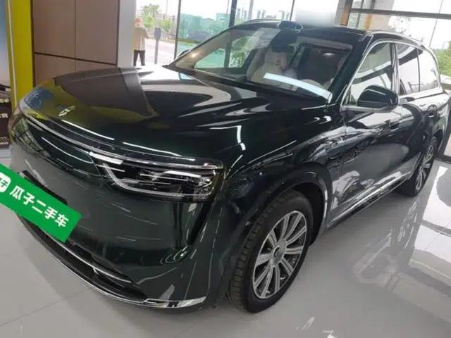 Hima AITO M8 2025 Extended-Range Max+ Version 53.4 kWh 6-Seater Edition