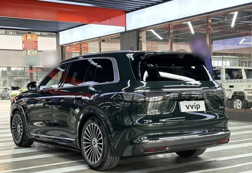 Hima AITO M8 2025 Extended-Range Ultra Version 53.4 kWh 6-Seater Edition — миниатюра 7