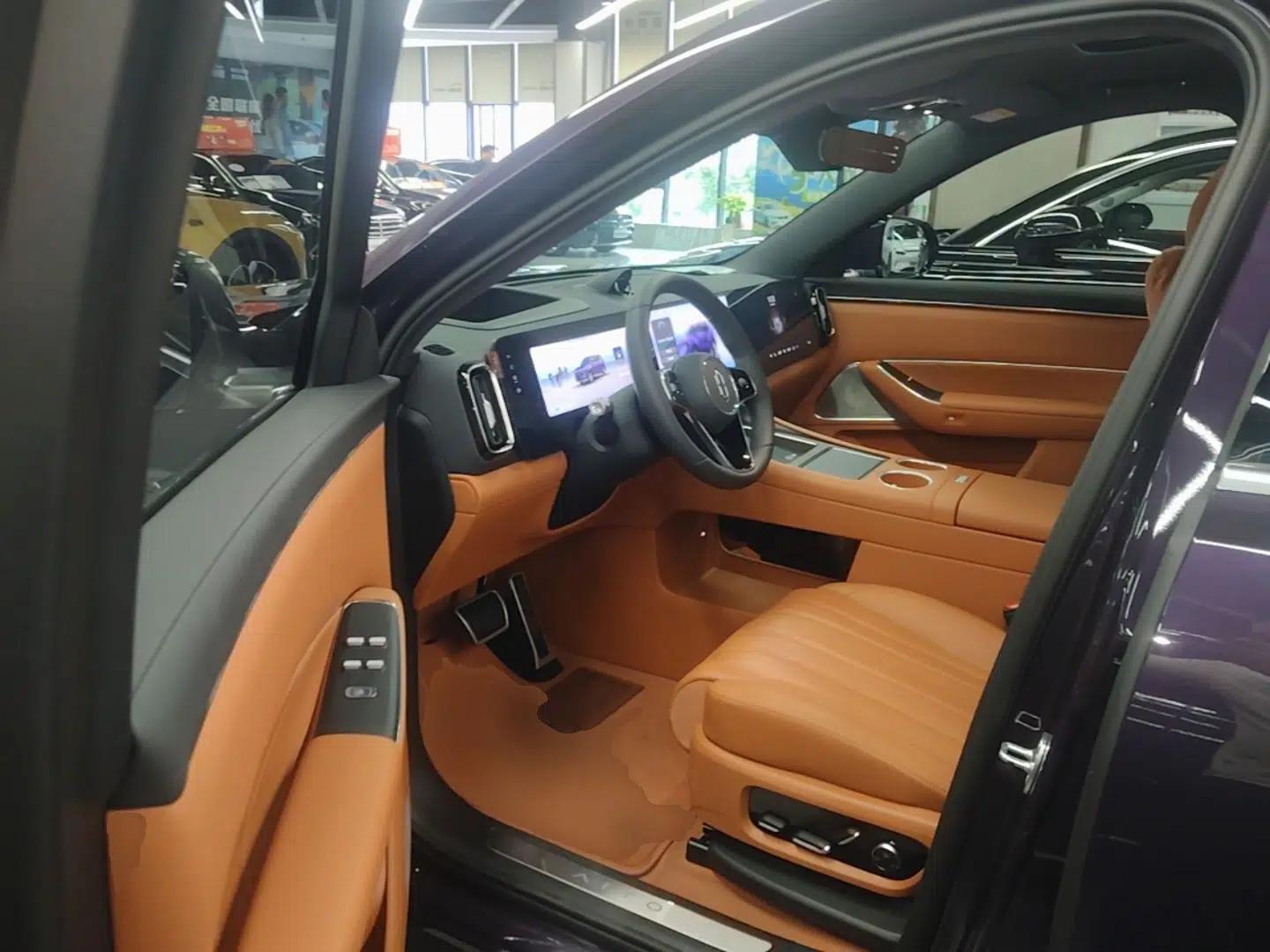 Hima AITO M8 2025 Model Pure Electric Max+ Five-Seat Long-Range Version — миниатюра 18