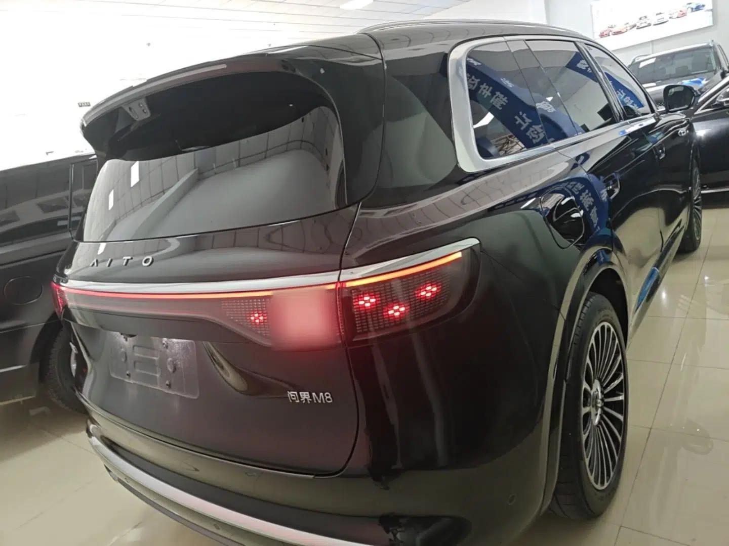 Hima AITO M8 2025 Extended-Range Max+ Version 53.4 kWh 6-Seater Edition — миниатюра 6
