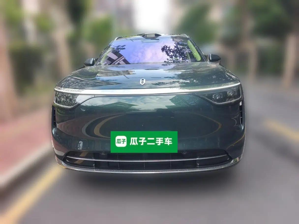 Hima AITO M8 2025 Extended-Range Max+ Version 53.4 kWh 6-Seater Edition — миниатюра 2