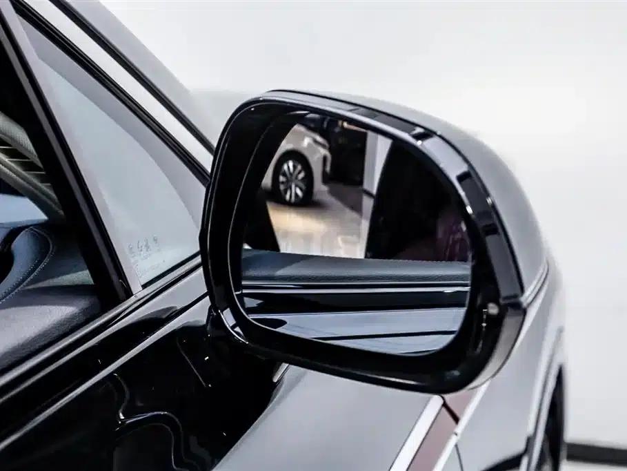 Hongqi E-HS9 2021 Model 510km Flagship Edition Six-Seater — миниатюра 13