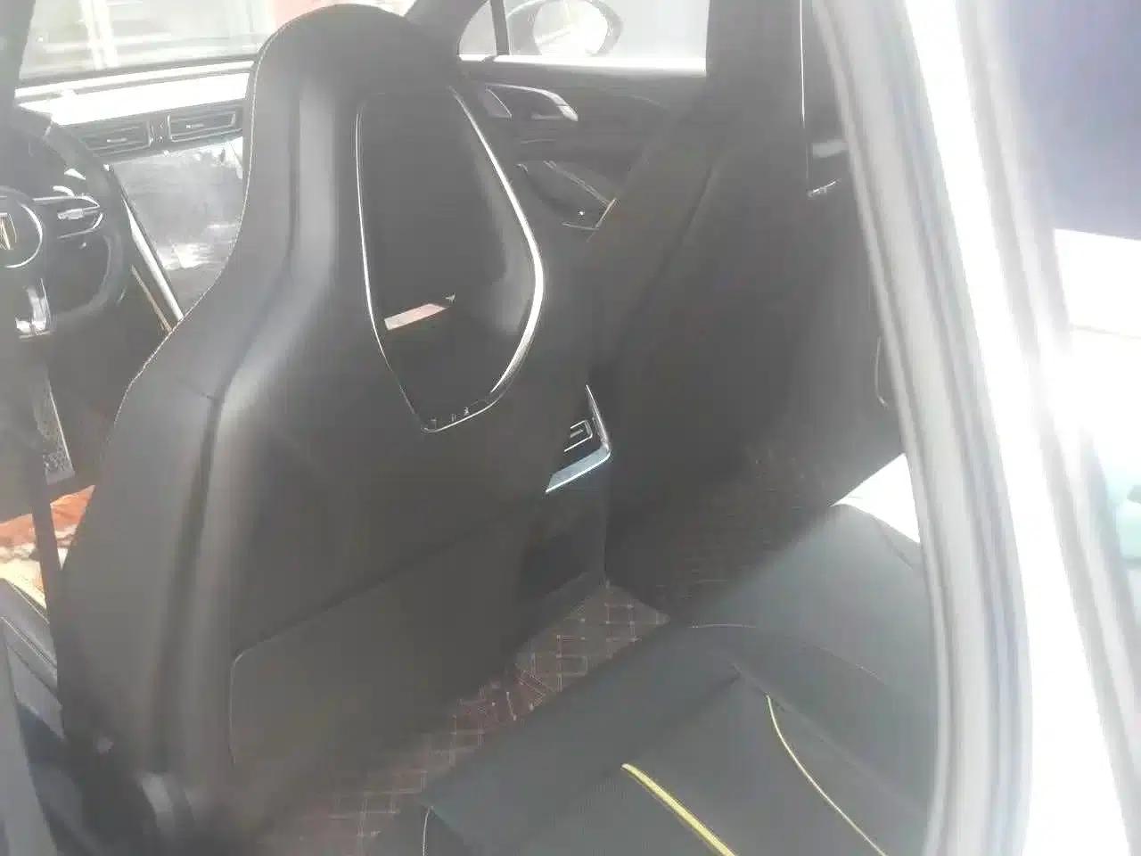 Hongqi H6 2023 2.0T Premium Edition — миниатюра 8
