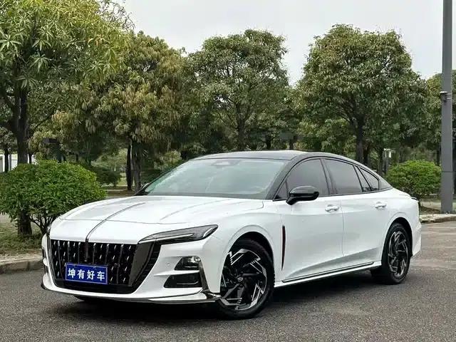 Hongqi H6 2023 2.0T Elegant Edition