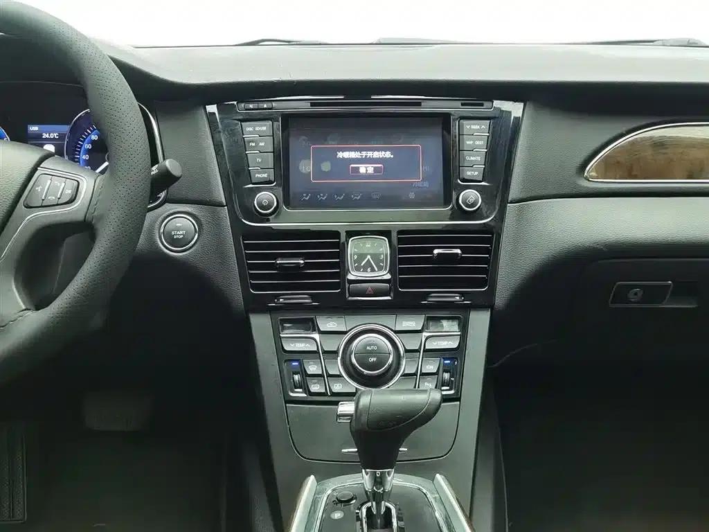 Hongqi H7 2015 2.0T Luxury Edition — миниатюра 12