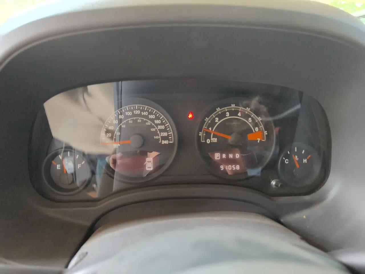 Jeep Patriot 2014 2.4L Sport Edition — миниатюра 12