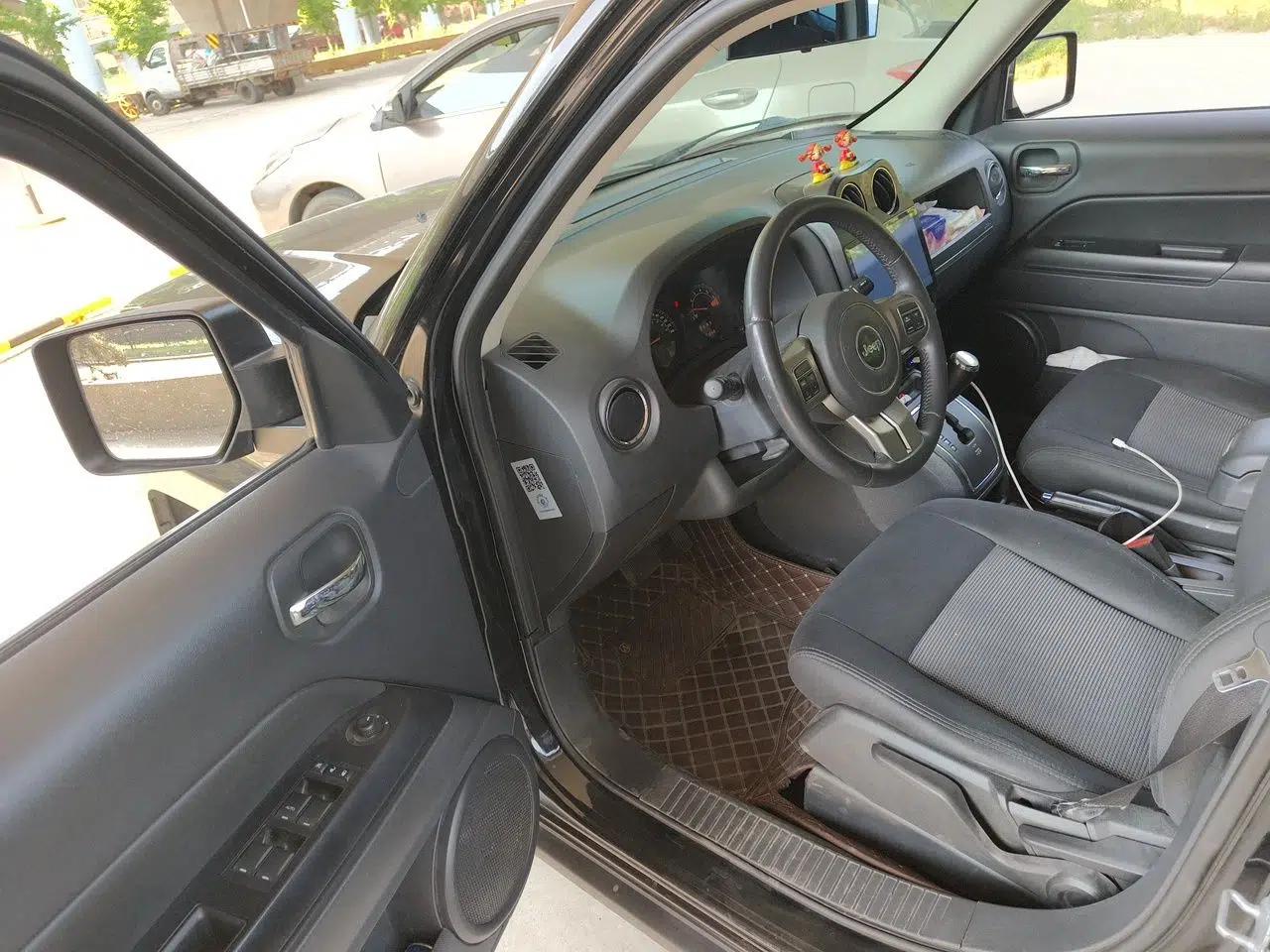 Jeep Patriot 2014 2.4L Sport Edition — миниатюра 17