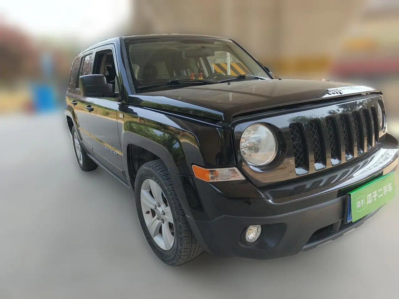 Jeep Patriot 2014 2.4L Sport Edition — миниатюра 3