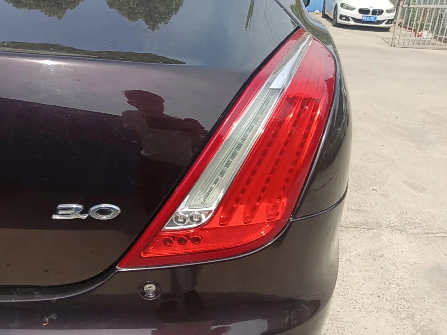 Jaguar XJ 2015 XJL 3.0 SC Elegant Business 80th Anniversary Limited Edition — миниатюра 8