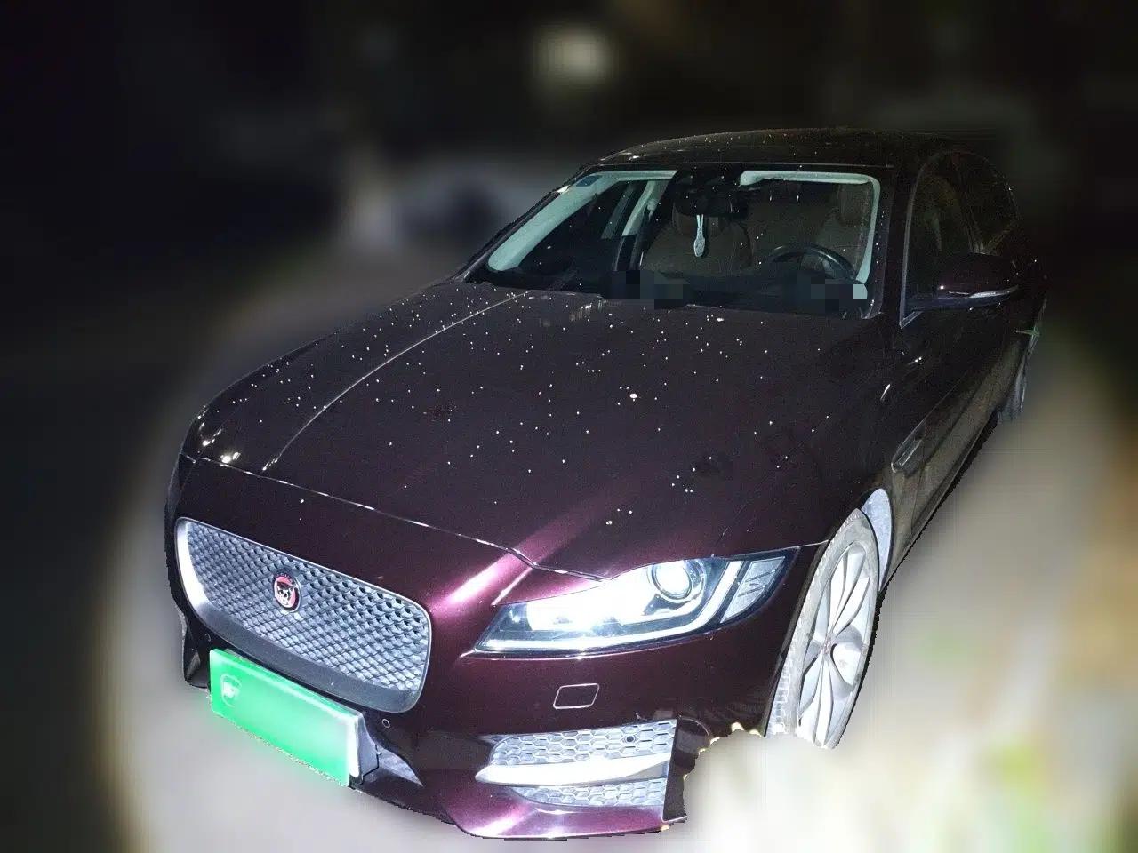 Jaguar XF 2016 XF 2.0T Two-Wheel-Drive R-Sport Sport Edition — миниатюра 1