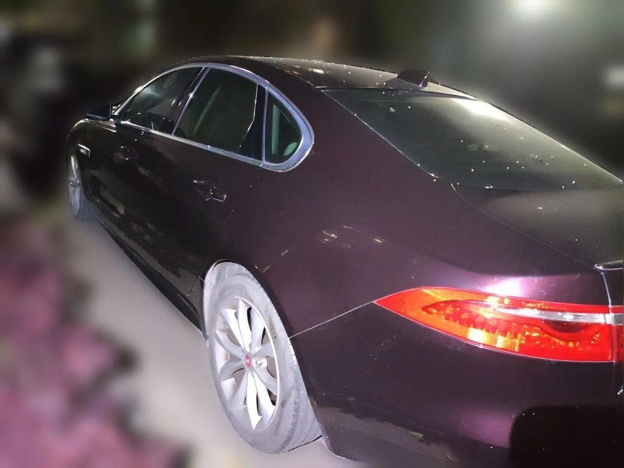 Jaguar XF 2016 XF 2.0T Two-Wheel-Drive R-Sport Sport Edition — миниатюра 4