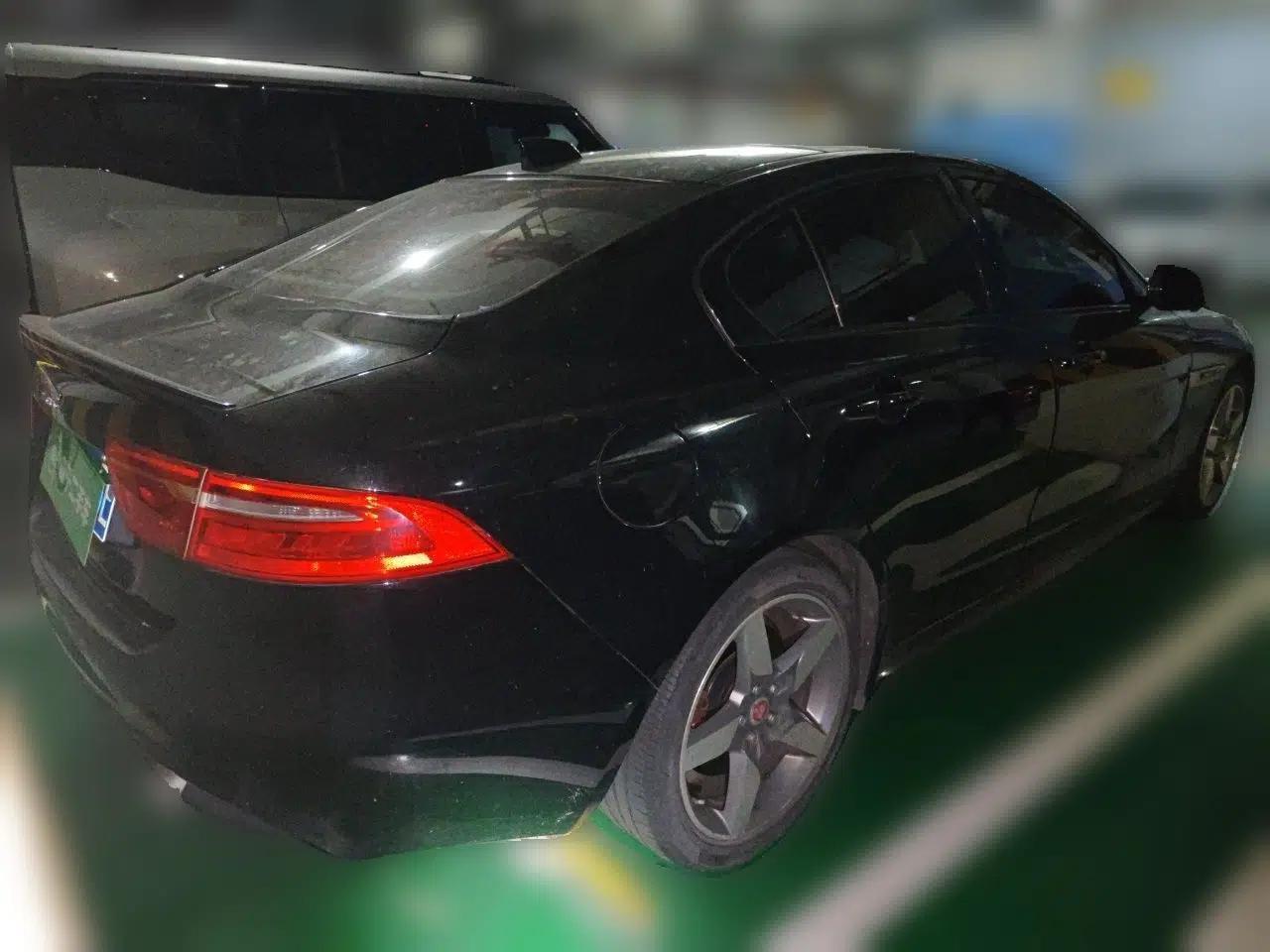 Jaguar XE 2018 2.0T 200 PS Two-Wheel-Drive R-Sport Sport Edition — миниатюра 6