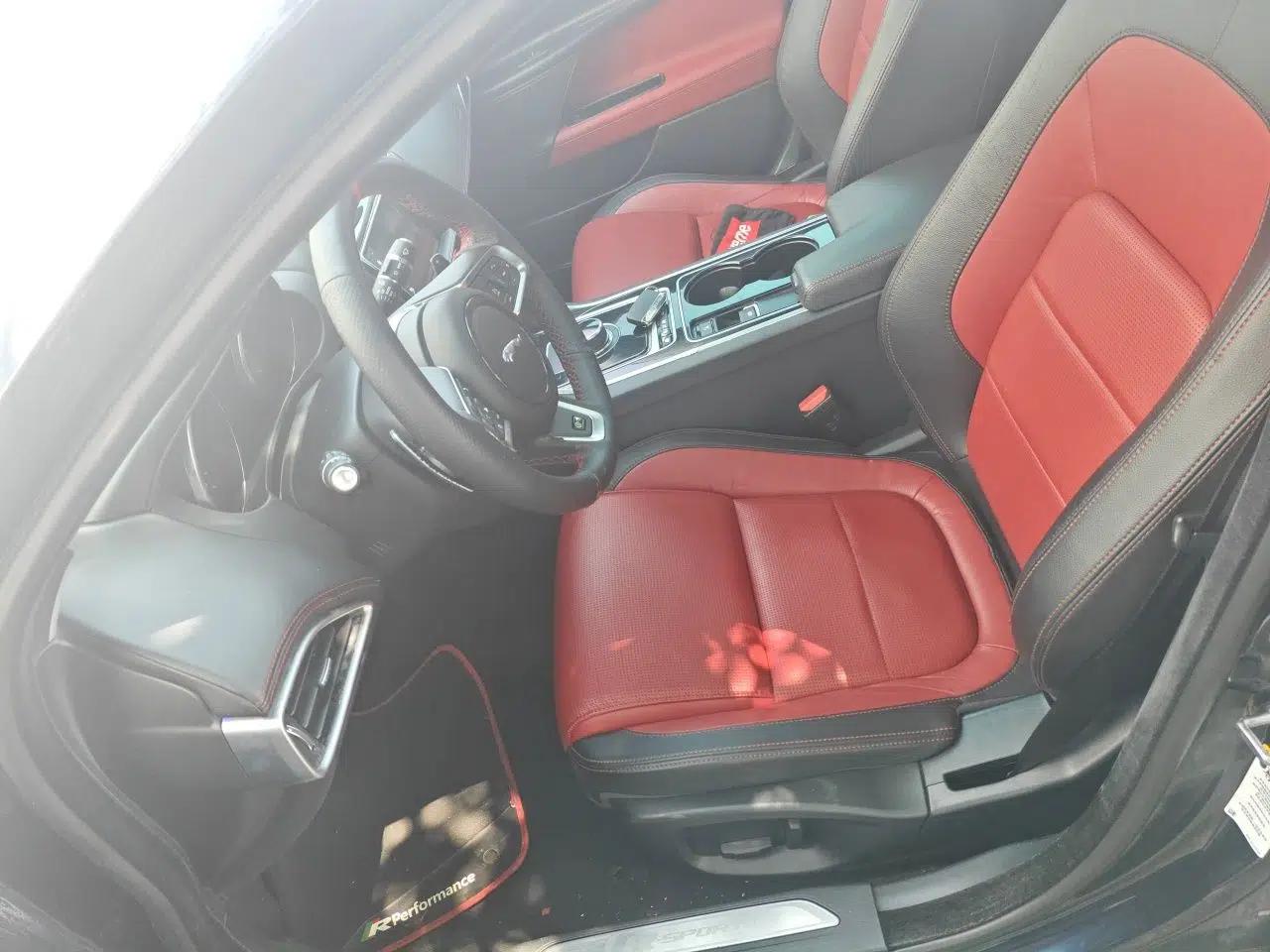 Jaguar XE 2017 2.0T 200 PS R-Sport — миниатюра 16