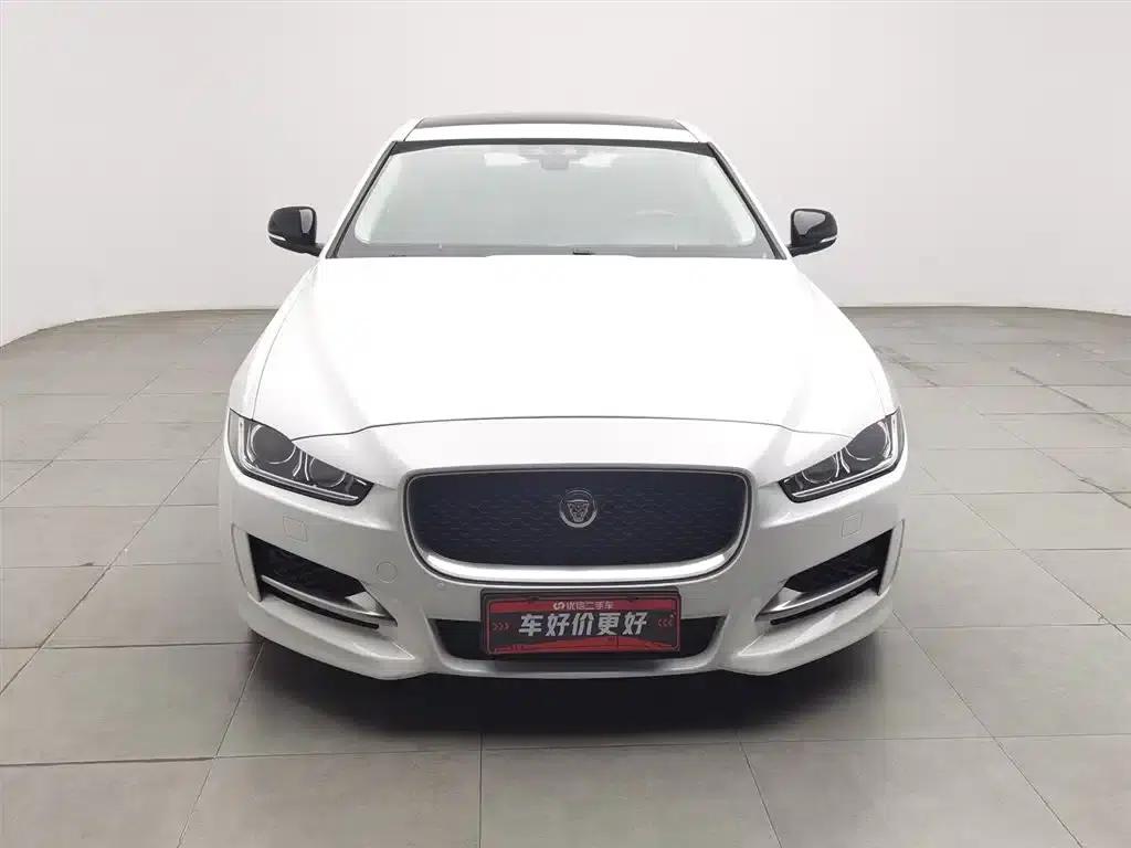 Jaguar XE 2018 2.0T 200PS 2WD R-Sport — миниатюра 3