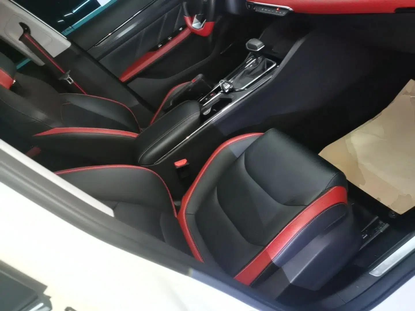 Geely Auto Emgrand S 2021 1.4T CVT Prestige Edition — миниатюра 23