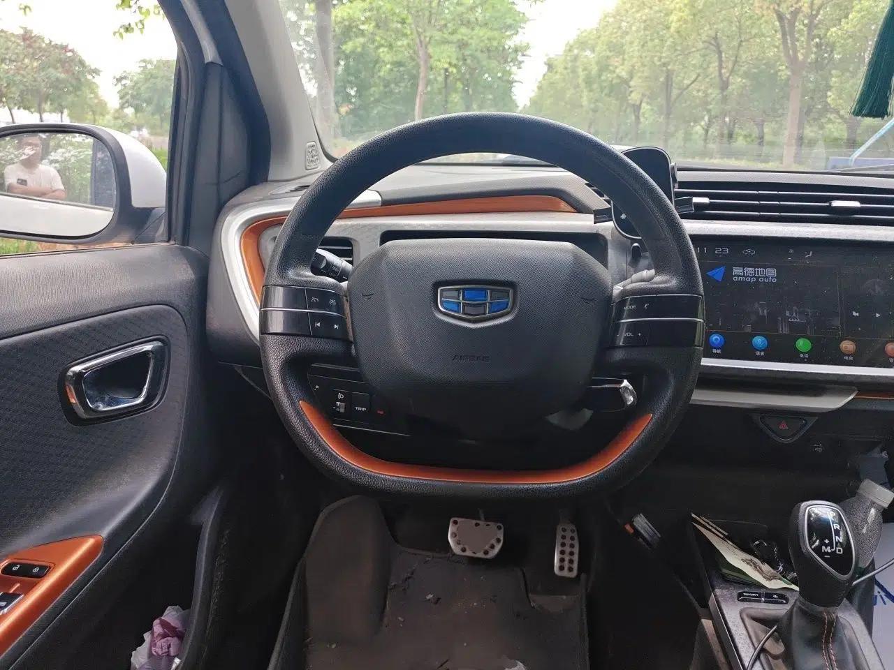 Geely Auto Vision X1 2017 1.3L Automatic Fun Edition — миниатюра 11