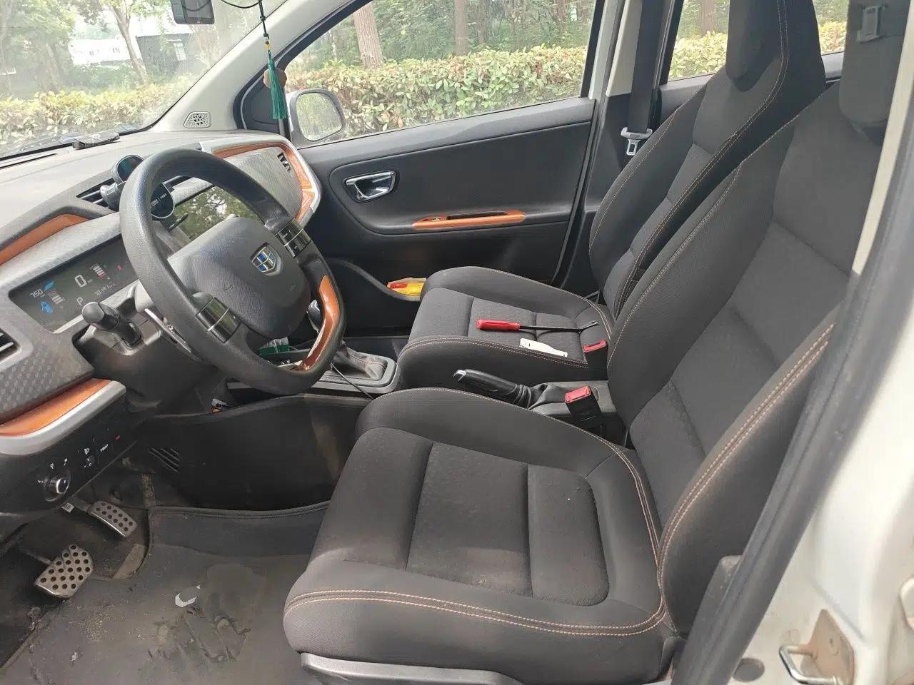 Geely Auto Vision X1 2017 1.3L Automatic Fun Edition — миниатюра 16