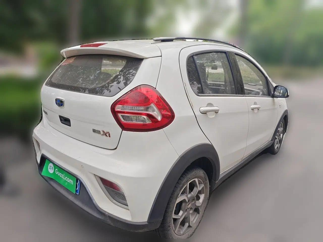 Geely Auto Vision X1 2017 1.3L Automatic Fun Edition — миниатюра 6