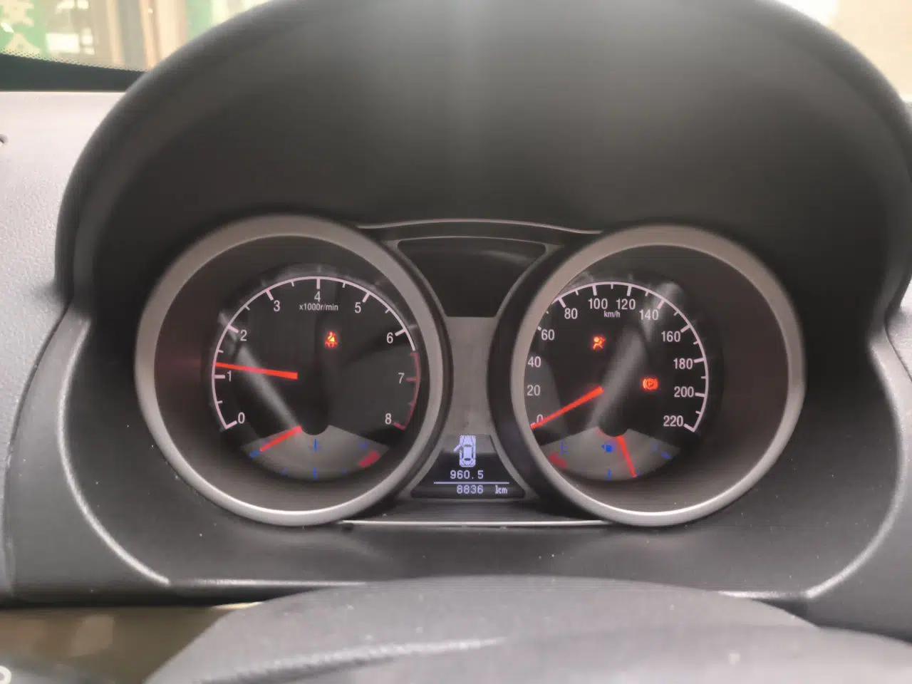 Geely Auto GX7 2013 2.0L Automatic Prestige Edition — миниатюра 12
