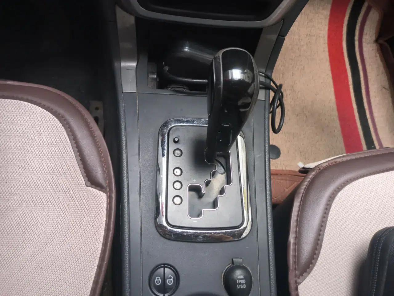 Geely Auto GX7 2013 2.0L Automatic Prestige Edition — миниатюра 15