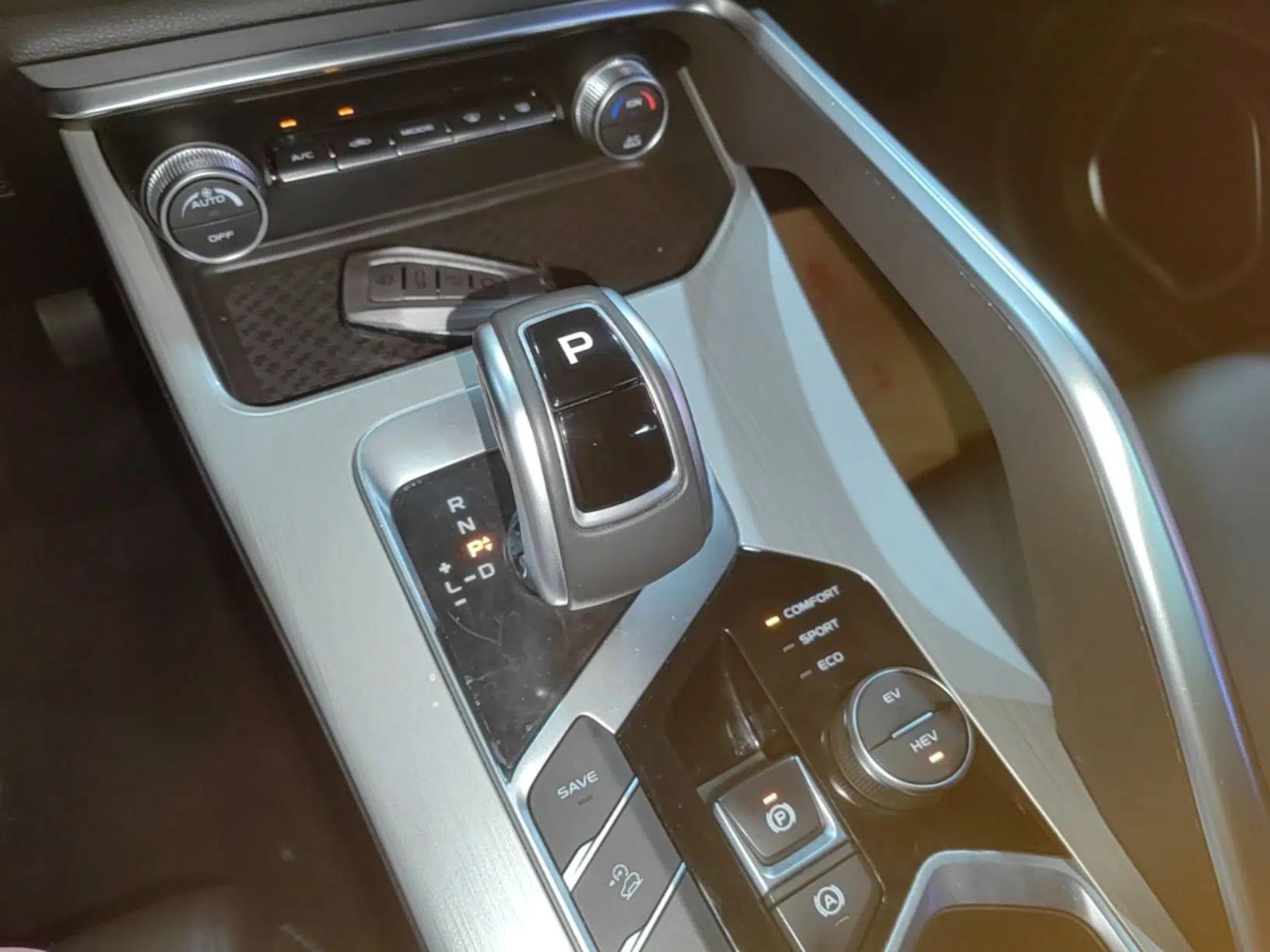 Geely Auto Coolray New Energy 2020 1.5T ePro Super — миниатюра 15
