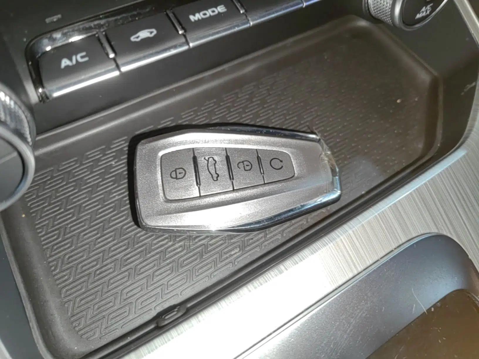 Geely Auto Coolray New Energy 2020 1.5T ePro Super — миниатюра 19