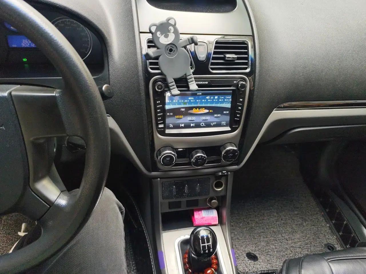 Geely Auto Classic Emgrand 2013 Sedan 1.5L Manual Entry-Level Model — миниатюра 14