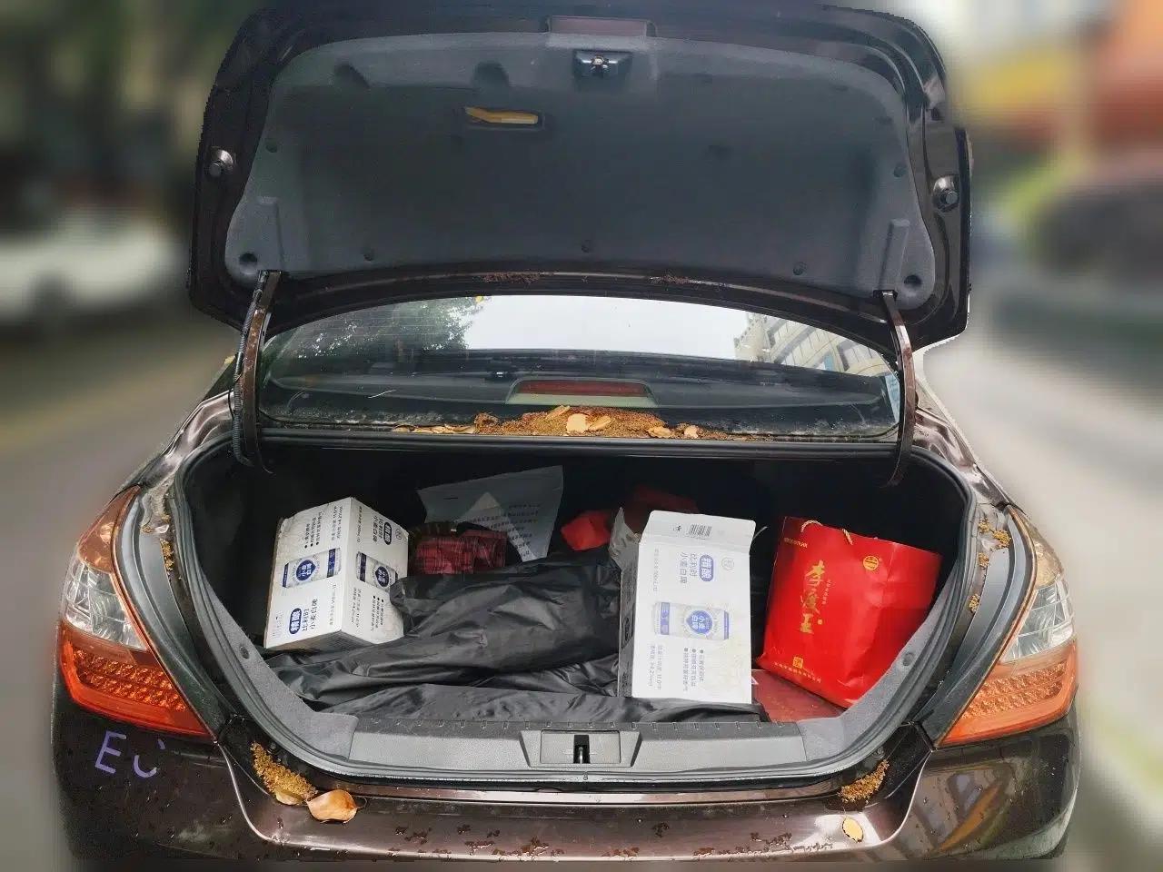 Geely Auto Classic Emgrand 2013 Sedan 1.5L Manual Entry-Level Model — миниатюра 20