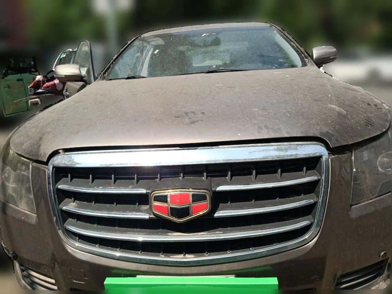 Geely Auto EC8 2013 2.0L Manual Elite Edition — миниатюра 2