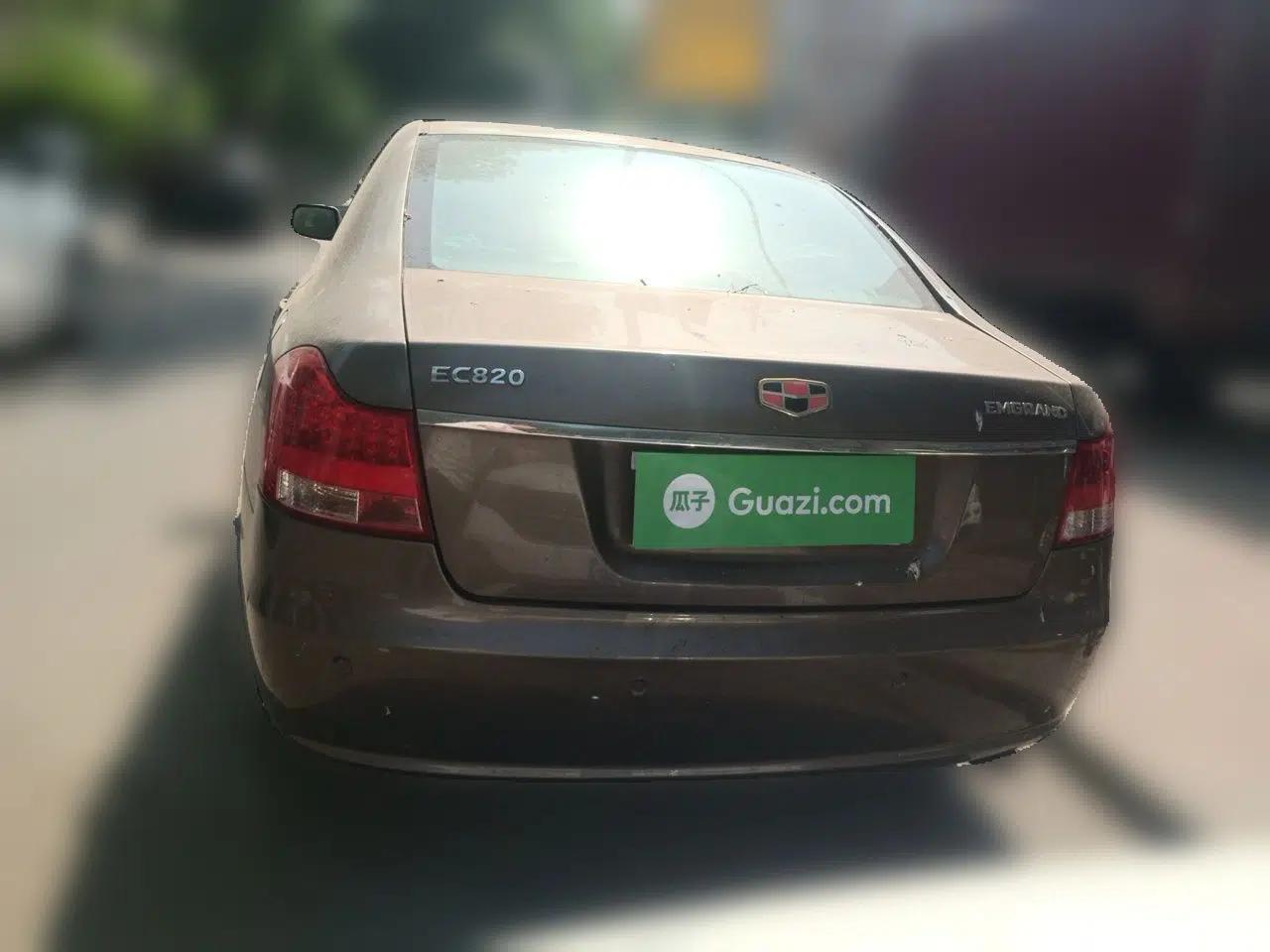 Geely Auto EC8 2013 2.0L Manual Elite Edition — миниатюра 5