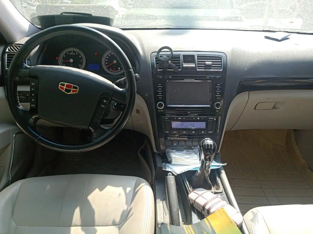Geely Auto EC8 2013 2.0L Manual Elite Edition — миниатюра 10