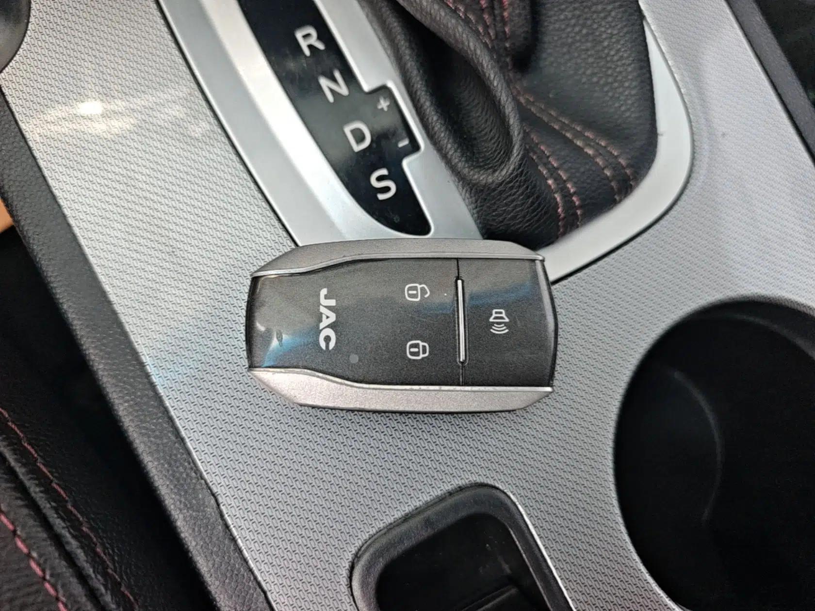 JAC Group Refine S5 2015 1.5T Automatic Luxury Model — миниатюра 12