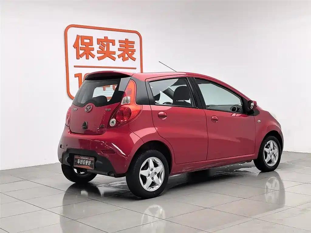 Yueyue 2014 J2 1.0L Luxury Edition — миниатюра 2