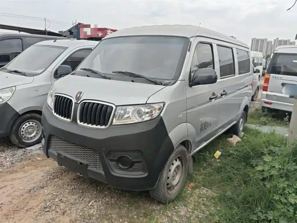 Xiaohaishi X30 2023 Model 1.5L Super Enjoyment Bus 5/6/7 Seats (No Air Conditioning) SWC15M — миниатюра 2