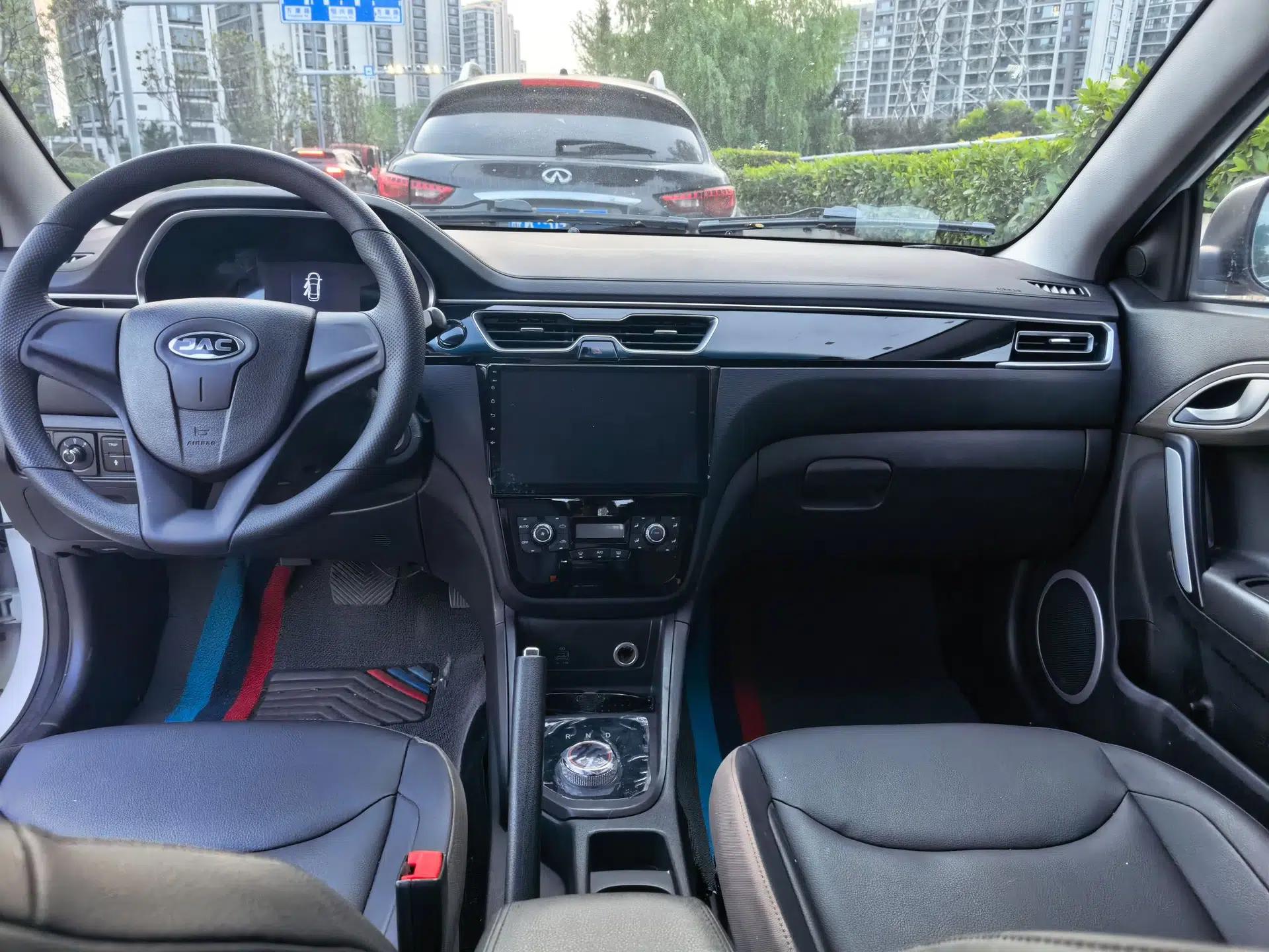 JAC Group iEVA50 2021 Battery-Swap Comfort Version — миниатюра 16