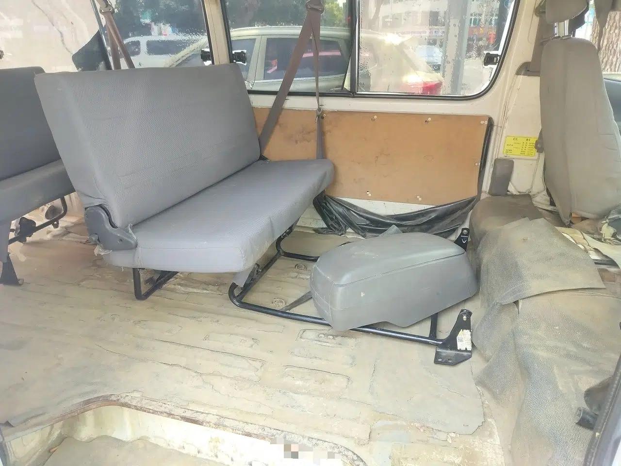 Jinbei Hiace 2014 2.0L Fifth-Generation Xiangyun Comfort Type 1 4G21C — миниатюра 18